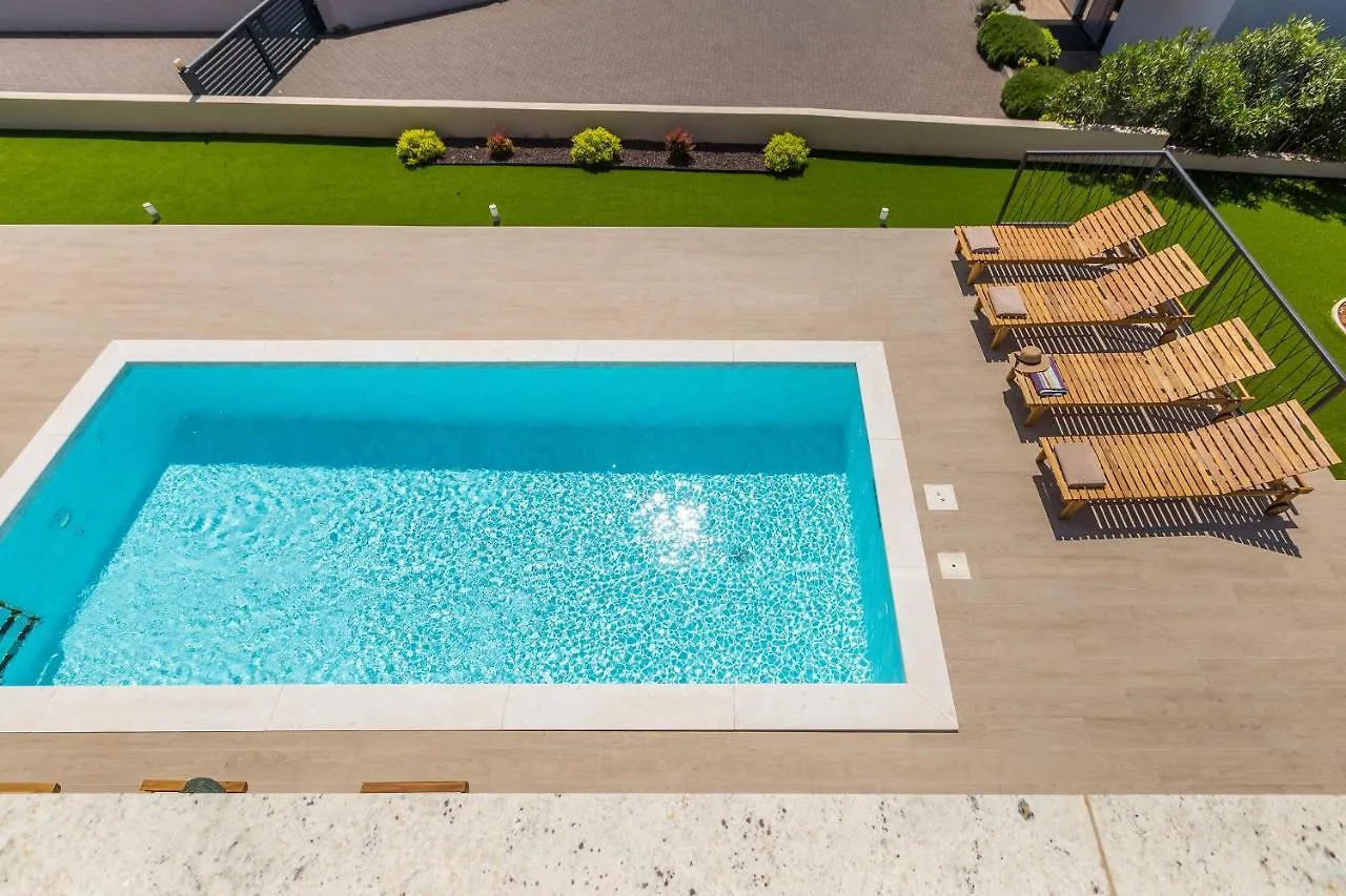 Villa Vista With Private Pool And Sauna Linardici Croatia