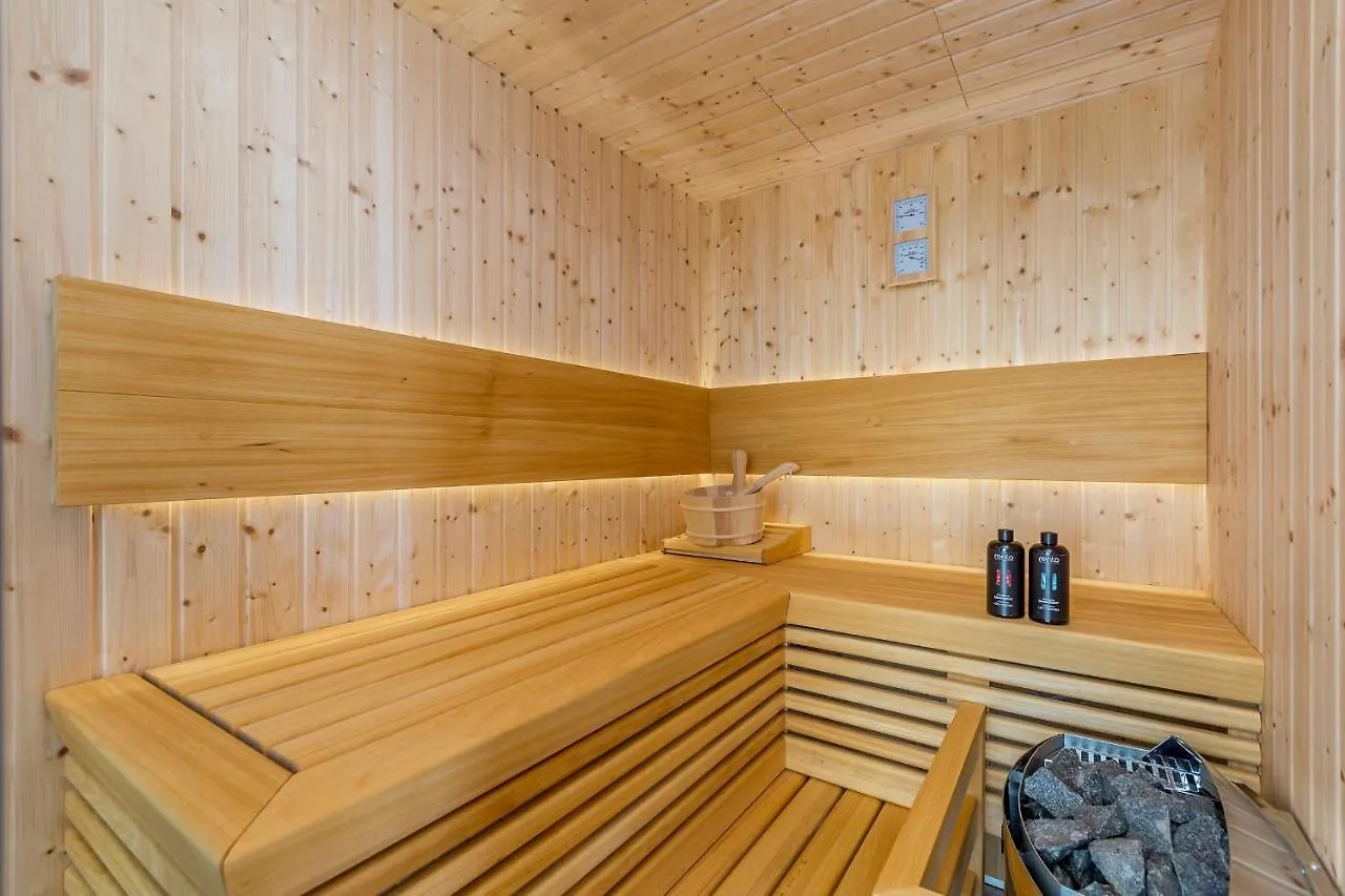 Villa Vista With Private Pool And Sauna Linardici