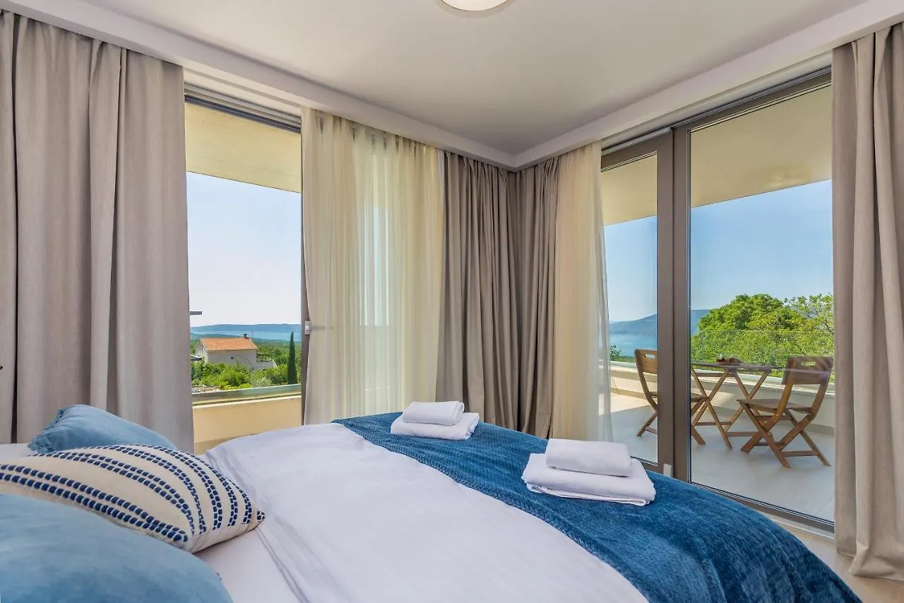 Villa Vista With Private Pool And Sauna Linardici