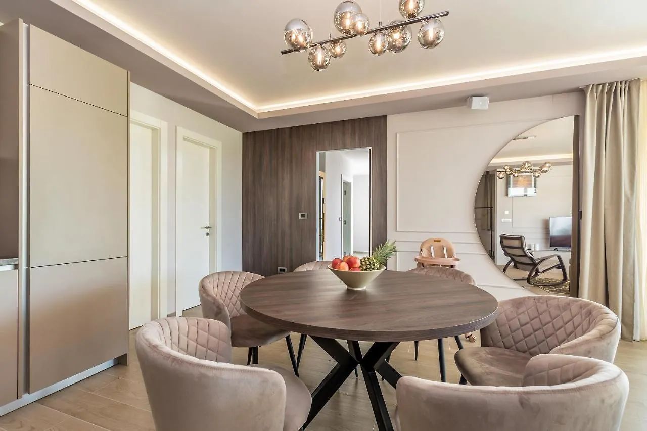 Villa Vista With Private Pool And Sauna Linardici